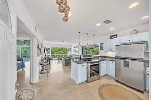 711 NE Harbour Terrace, Boca Raton, FL 33431 - Photo 2