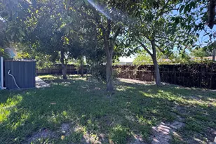 629 Troy Blvd, West Palm Beach, FL 33409 - Photo 30