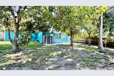 629 Troy Boulevard, West Palm Beach, FL 33409 - Photo 28