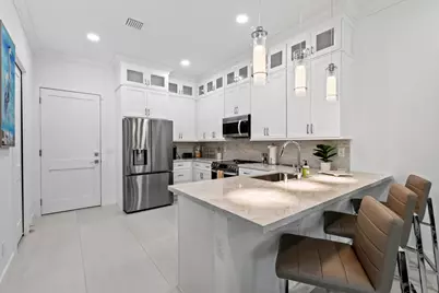 4650 SE Manatee Way, Stuart, FL 34997 - Photo 10