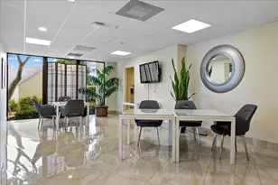 5420 N Ocean Dr, Singer Island, FL 33404 - Photo 42