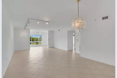 5874 Crystal Shores Drive #308, Boynton Beach, FL 33437 - Photo 8