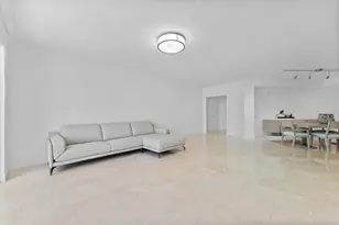 550 SE Mizner Blvd, Boca Raton, FL 33432 - Photo 12