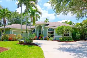 4292 SE Rainbows End, Stuart, FL 34997 - Photo 4