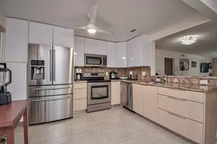 2301 Lucaya Ln, Pompano Beach, FL 33066 - Photo 8