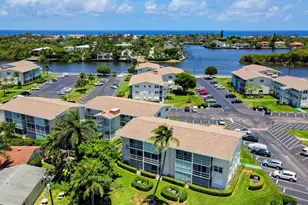 210 Horizons E, Boynton Beach, FL 33435 - Photo 8