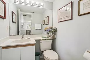 24 Uno Lago Dr, Juno Beach, FL 33408 - Photo 6