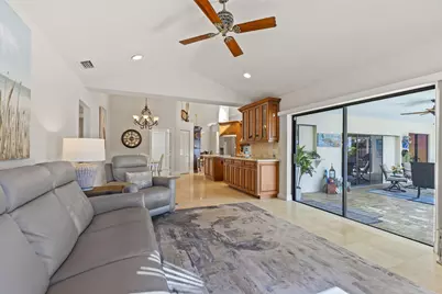 3819 N Ocean Drive, Riviera Beach, FL 33404 - Photo 26