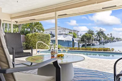 3819 N Ocean Drive, Riviera Beach, FL 33404 - Photo 10