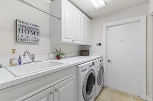 3819 N Ocean Dr, Riviera Beach, FL 33404 - Photo 38