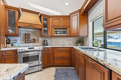 3819 N Ocean Drive, Riviera Beach, FL 33404 - Photo 22