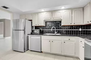 6895 Willow Wood Dr, Boca Raton, FL 33434 - Photo 14