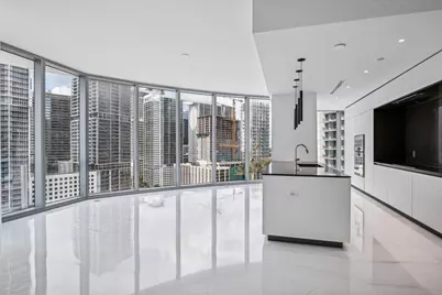 300 Biscayne Blvd Way #1907, Miami, FL 33131 - Photo 4