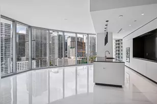 300 Biscayne Blvd Way, Miami, FL 33131 - Photo 6