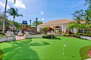 3303 Myrtlewood Cir E, Palm Beach Gardens, FL 33418 - Photo 18