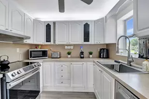 10204 Camelback Ln, Boca Raton, FL 33498 - Photo 22