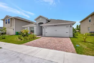 9709 Starboard Dr, Fort Pierce, FL 34945 - Photo 2
