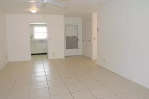 2930 Crosley Dr E, West Palm Beach, FL 33415 - Photo 12