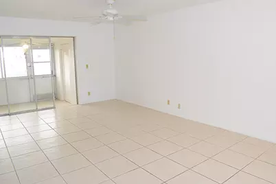 2930 Crosley Drive E #G, West Palm Beach, FL 33415 - Photo 4