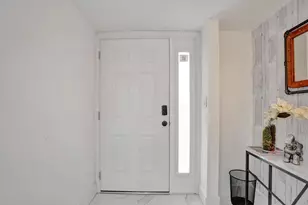 2768 Carambola Cir S, Pompano Beach, FL 33066 - Photo 12