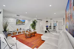 2768 Carambola Cir S, Pompano Beach, FL 33066 - Photo 32