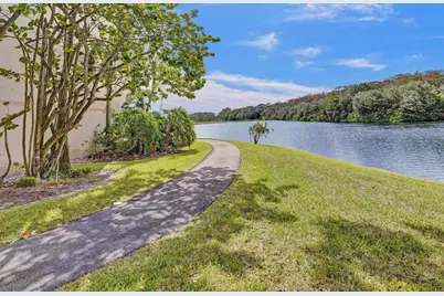 2768 Carambola Circle S #301, Coconut Creek, FL 33066 - Photo 6