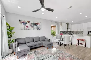 9640 Cherry Blossom Ct, Boynton Beach, FL 33437 - Photo 2