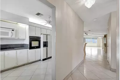 5800 Fernley Drive W #51, West Palm Beach, FL 33415 - Photo 4