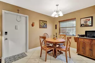 637 Monaco N, Delray Beach, FL 33446 - Photo 6