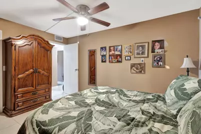 637 Monaco N, Delray Beach, FL 33446 - Photo 10