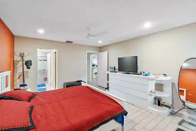 10900 Waterberry Court, Boca Raton, FL 33498 - Photo 14