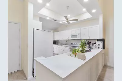 10900 Waterberry Court, Boca Raton, FL 33498 - Photo 4