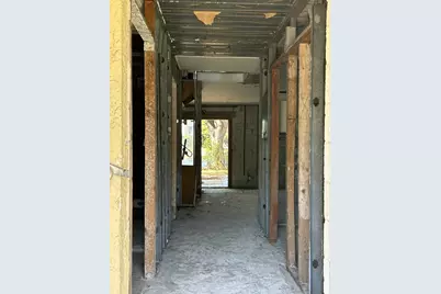 8921 Palm Tree Lane #8921, Pembroke Pines, FL 33024 - Photo 4