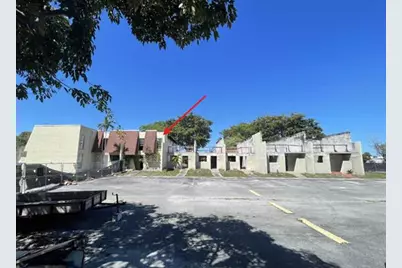 8921 Palm Tree Lane #8921, Pembroke Pines, FL 33024 - Photo 1