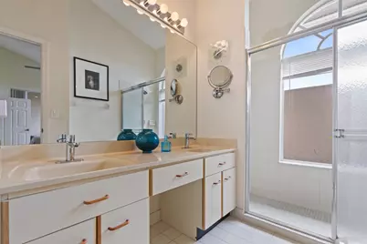 1302 Mahogany Place, Palm Beach Gardens, FL 33418 - Photo 14