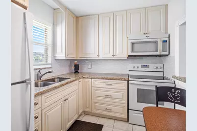 715 Lori Drive #213, Palm Springs, FL 33461 - Photo 1