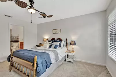 146 Weybridge Circle #B, Royal Palm Beach, FL 33411 - Photo 14