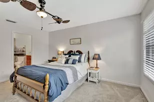 146 Weybridge Cir, Royal Palm Beach, FL 33411 - Photo 14