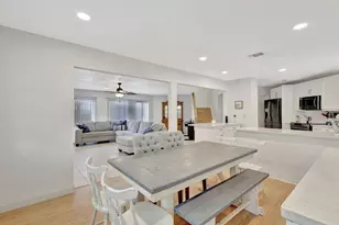 146 Weybridge Cir, Royal Palm Beach, FL 33411 - Photo 6