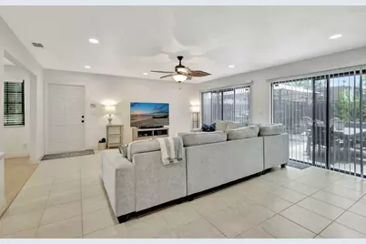 146 Weybridge Circle #B, Royal Palm Beach, FL 33411 - Photo 12