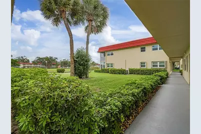 97 Spring Lake Drive #104, Vero Beach, FL 32962 - Photo 24