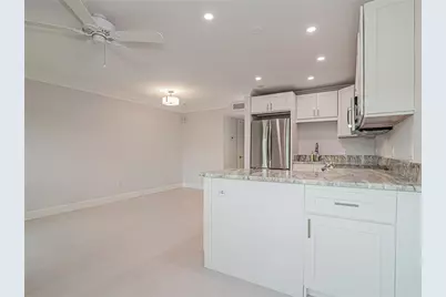 97 Spring Lake Drive #104, Vero Beach, FL 32962 - Photo 14