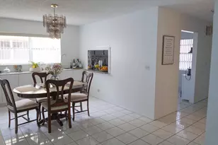 106 Lake Helen Dr, West Palm Beach, FL 33411 - Photo 8