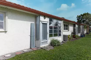 106 Lake Helen Dr, West Palm Beach, FL 33411 - Photo 18