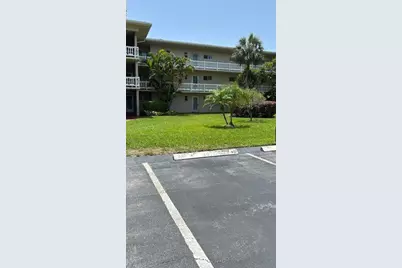 2811 S Garden Drive #107, Lake Worth Beach, FL 33461 - Photo 2