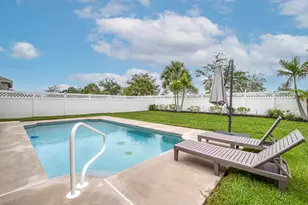 10295 SW Waterway Ln, Port Saint Lucie, FL 34987 - Photo 30