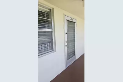 203 S Windsor I #203, West Palm Beach, FL 33417 - Photo 2