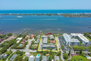 1428 S Lakeside Dr, Lake Worth Beach, FL 33460 - Photo 10