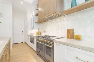 369 Avila Rd, West Palm Beach, FL 33405 - Photo 20