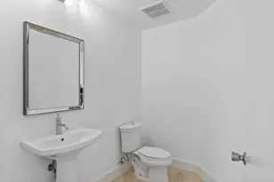 704 N Ocean Blvd, Pompano Beach, FL 33062 - Photo 38